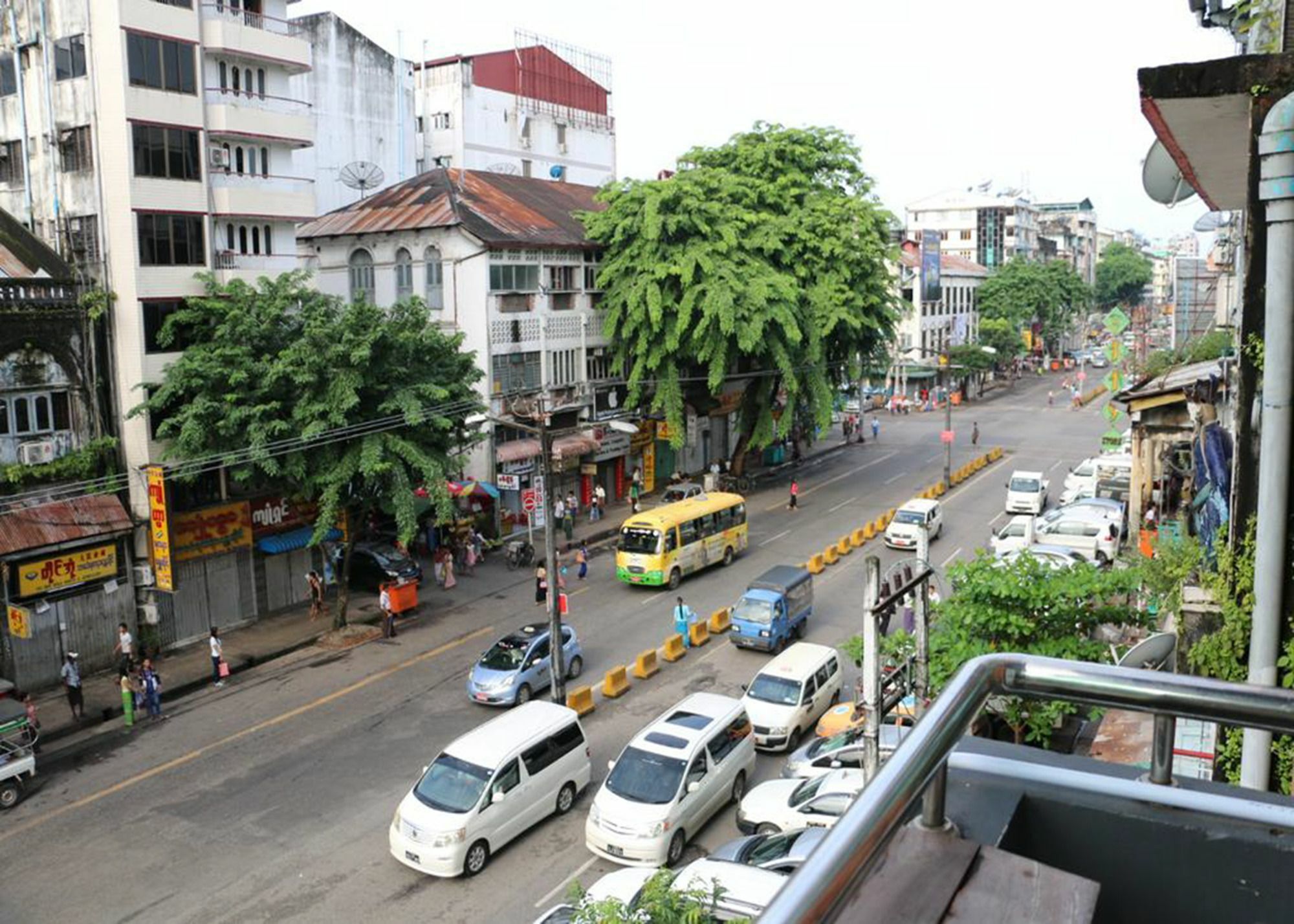 Hotel Wayfarer'S Rest Yangon Esterno foto